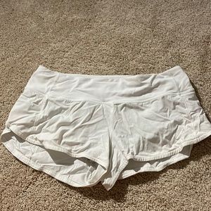 White Lululemon Speed Up shorts